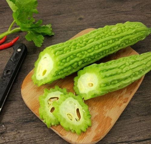 人窗里吃瓜